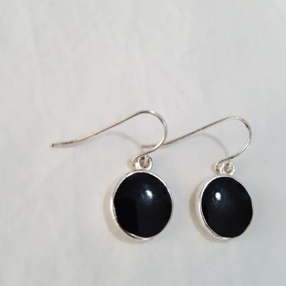 Earrings Round Black